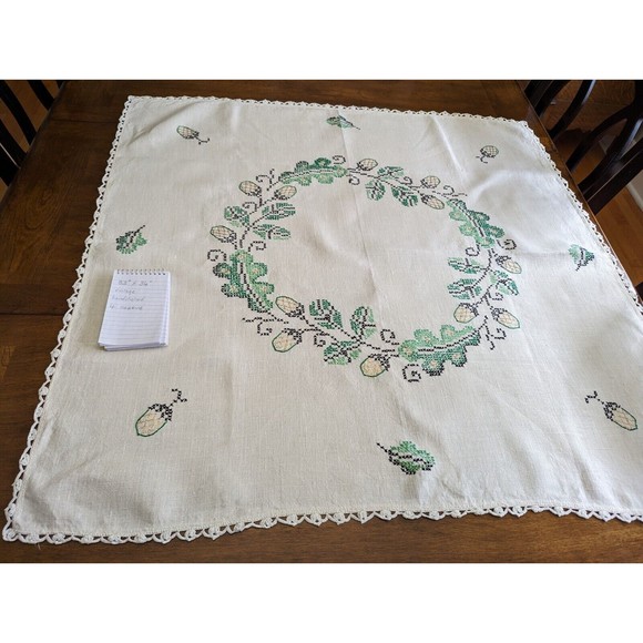 Vintage Linen Hand Embroidered Crocheted edge square tablecloth & napkins 33x34" - Picture 6 of 11